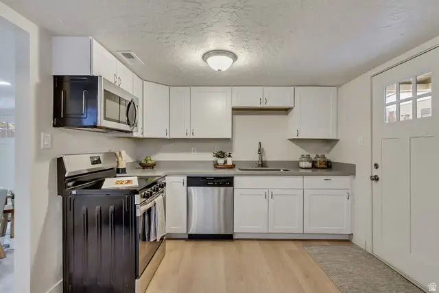 160 E 230 N, Tooele, UT 84074 - #1