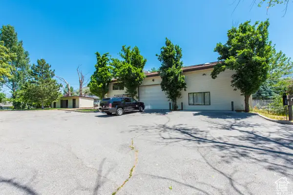 6369 S Cobblerock Ln, Holladay, UT 84121