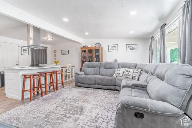 2571 W 5725 S, Roy, UT 84067 - Image #3