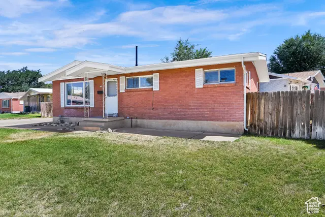 283 Marilyn Dr, Clearfield, UT 84015 - Image #1