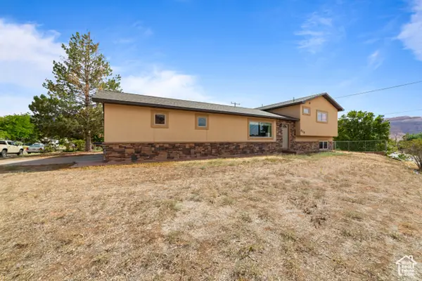 820 Locust Ln, Moab, UT 84532