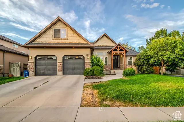 3719 E St Andrews Dr, Eagle Mountain, UT 84005 - Image #2