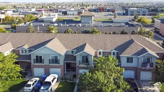 251 E Sunshine Dr, Saratoga Springs, UT 84045 - Image #2