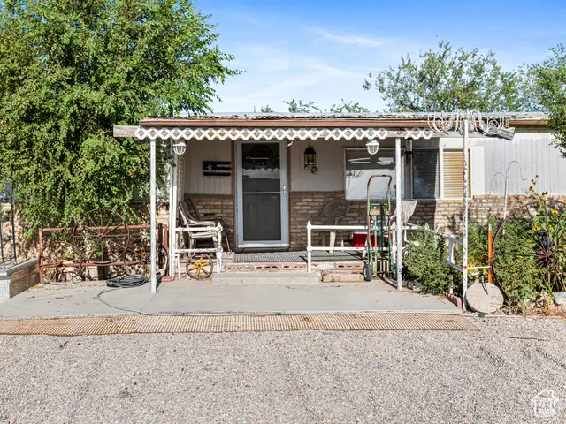 1040 W Center St, Hinckley, UT 84635 - Image #3