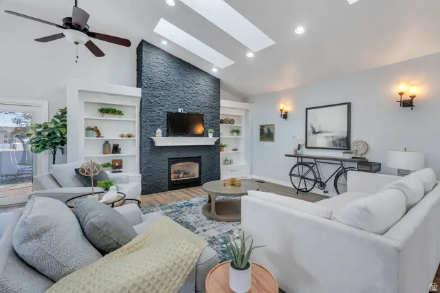 5217 W Autumn Creek Dr S, Riverton, UT 84096 - Image #2