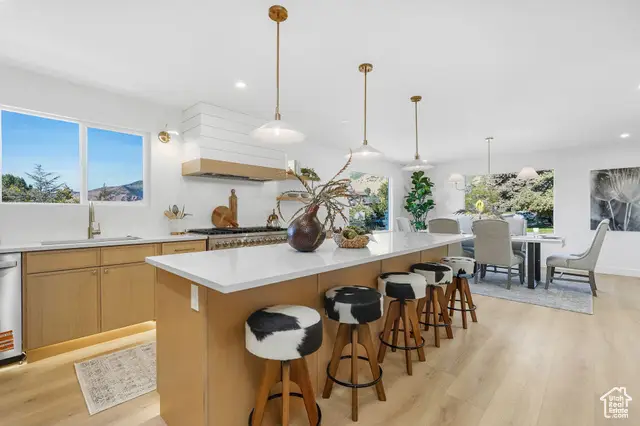 3662 E Oakview Dr S, Millcreek, UT 84124 - Image #1