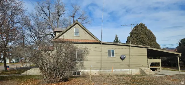 284 N Main, Downey, ID 83234 - Image #2