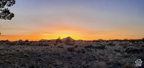 4900 W Midvalley Rd, Cedar City, UT 84721