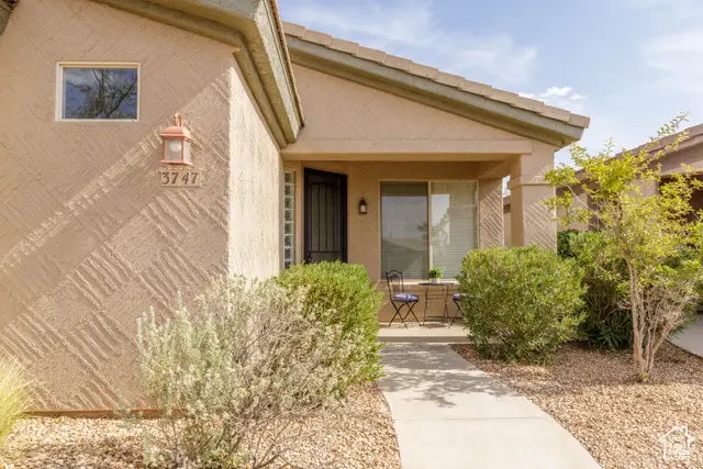 3747 E Sandstone Way, Washington, UT 84780 - #3