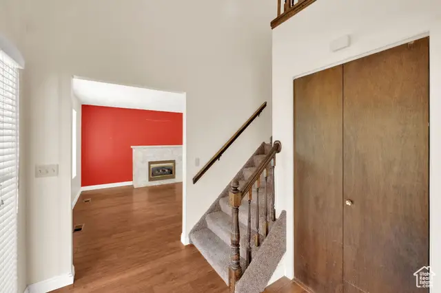 7391 S Viscayne Dr, Cottonwood Heights, UT 84121 - Image #2