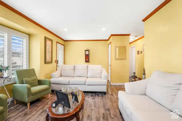 5647 S Sarah Jane Dr, Salt Lake City, UT 84118 - Image #3