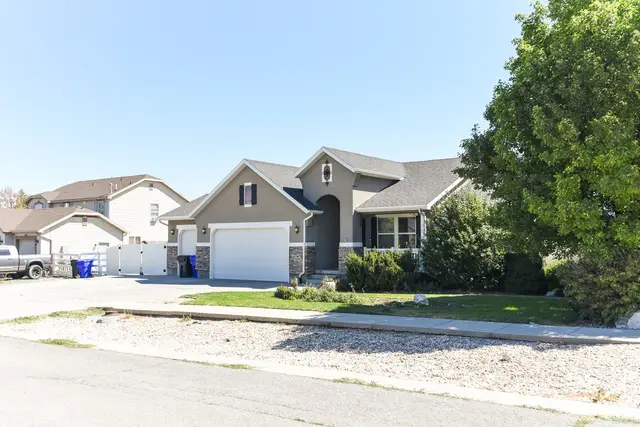 1129 S Apricot Cir E, Grantsville, UT 84029 - Image #3