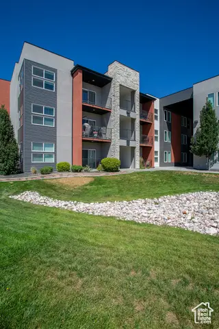 875 S Depot St #A335, Clearfield, UT 84015 - Image #3