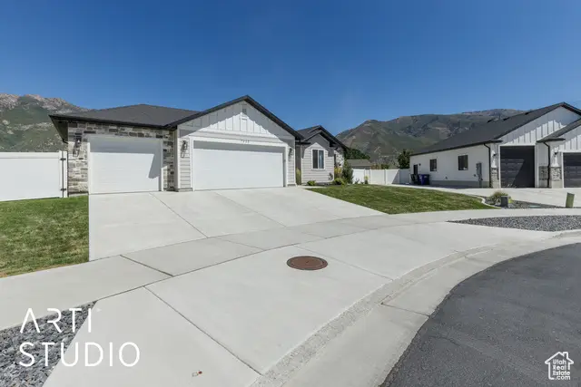 7212 S Harolds Way E, South Weber, UT 84405 - #3