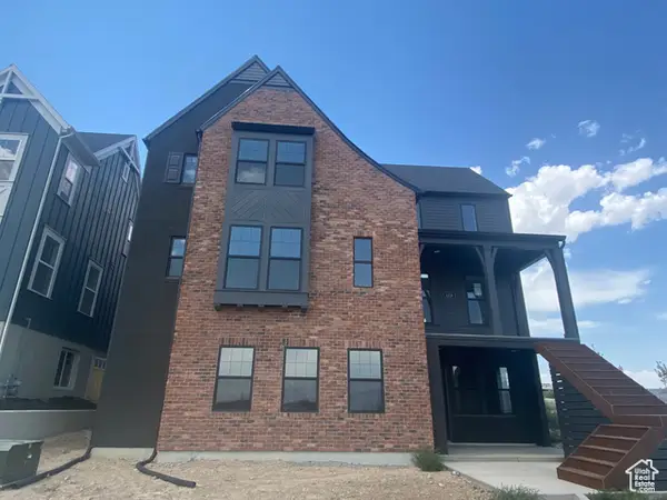 11228 S Watercourse Rd W, South Jordan, UT 84009