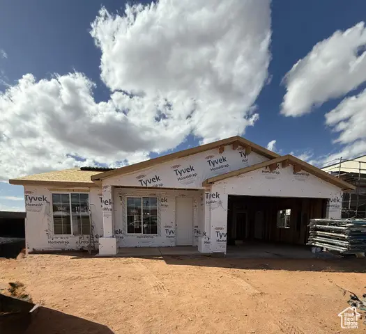 5334 S Shorebreak Dr, Washington, UT 84780