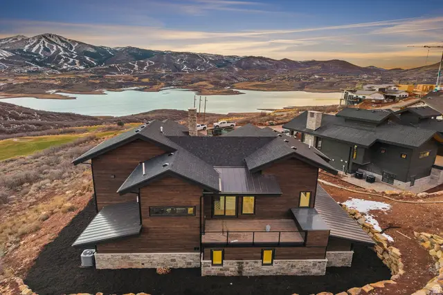 10640 N Reflection Rdg #R6, Hideout, UT 84036 - Image #2