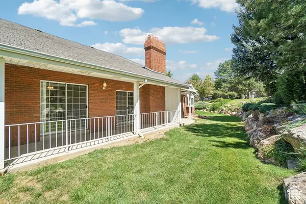 283 E 5450 S #20, Washington Terrace, UT 84405