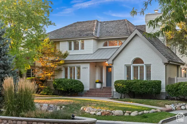 2321 E Wrenhaven Ln, Holladay, UT 84121 - Image #1