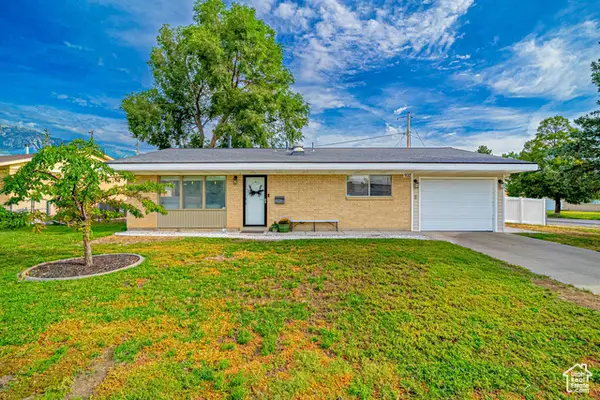 932 E Tritoma Ave S, Sandy, UT 84094