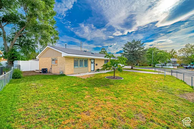 932 E Tritoma Ave S, Sandy, UT 84094 - Image #2