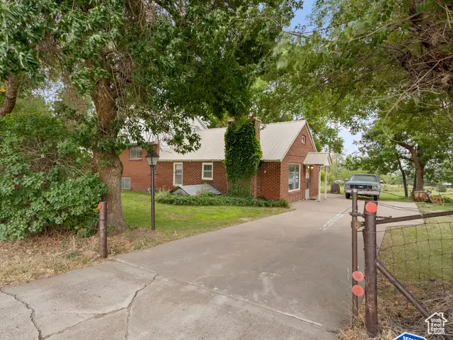 414 E 2625 N, Layton, UT 84041 - Image #3