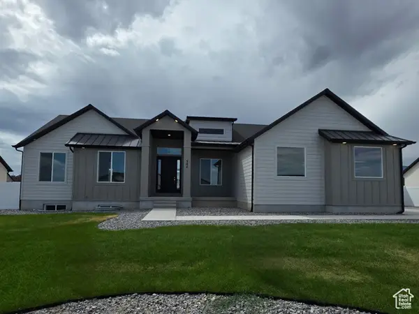 384 E Spruce Ln #110, Grantsville, UT 84029