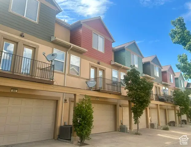 868 N Shepard Creek Pkwy, Farmington, UT 84025 - Image #3