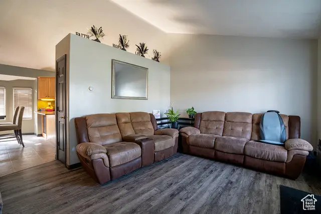 1906 S 350 E, Clearfield, UT 84015 - Image #3