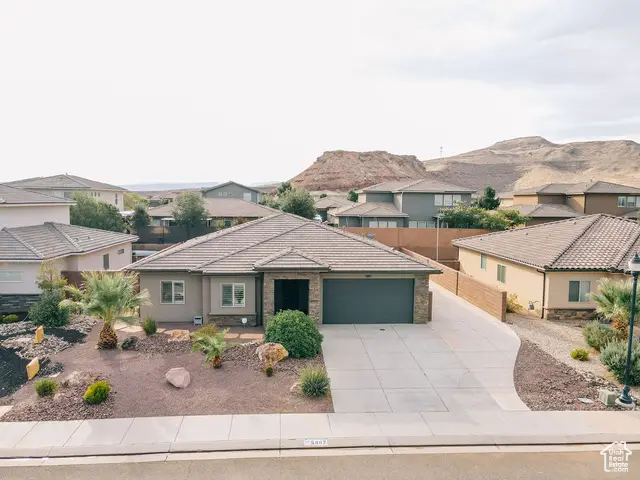 5887 S Desert Crest Dr, Saint George, UT 84790 - Image #2