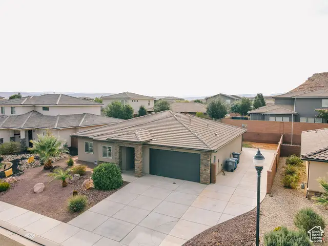 5887 S Desert Crest Dr, Saint George, UT 84790 - Image #3