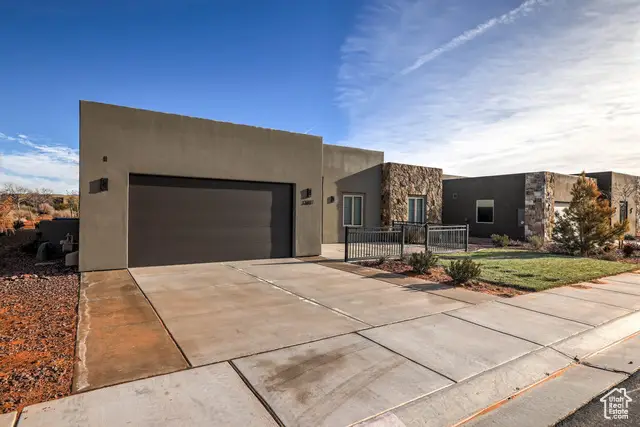 3267 S Retreat Dr #302, Hurricane, UT 84737 - #3