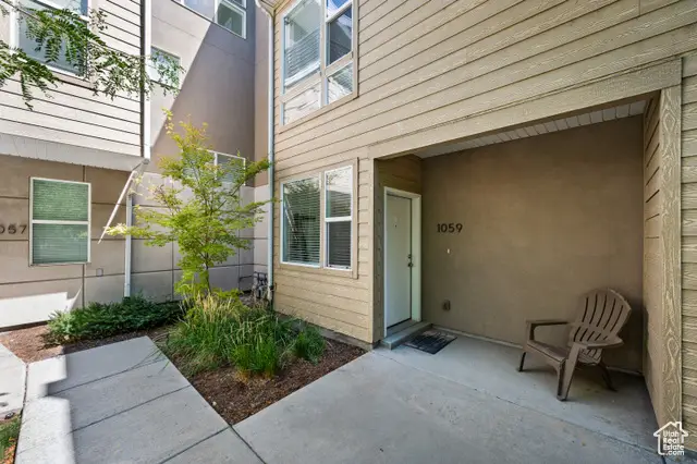 1059 W Rooftop Dr S #405, Midvale, UT 84047 - Image #2