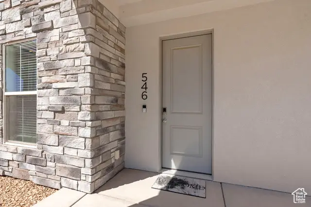 546 W Carnelian Pkwy, Saint George, UT 84790 - Image #2