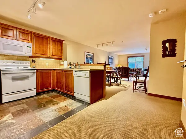 12090 E Big Cottonwood Rd #403, Solitude, UT 84121