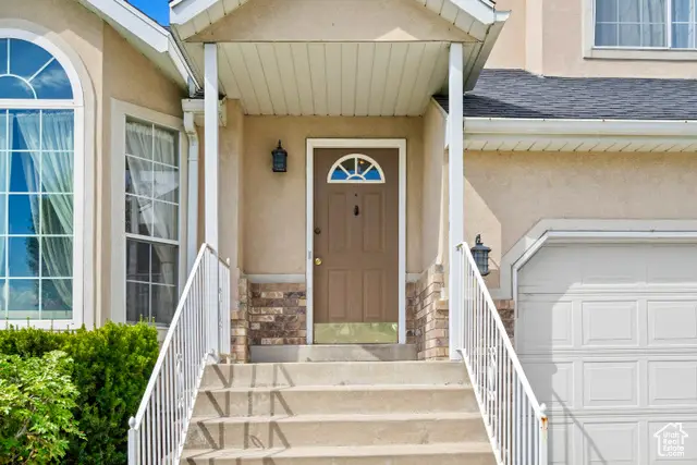 1199 E Tiger Eye Dr, Sandy, UT 84094 - Image #2