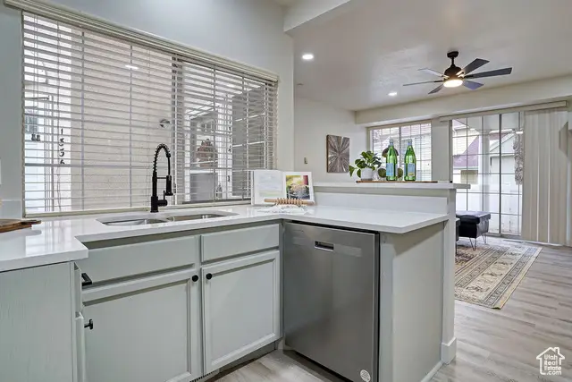 1334 W Portside Way S, Taylorsville, UT 84123 - Image #3