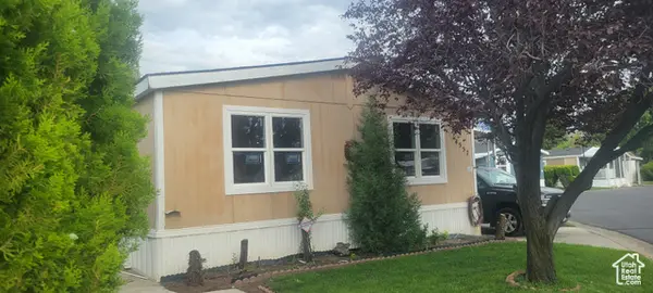 4557 Meridian Cir #42, Taylorsville, UT 84123