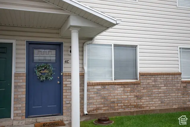 422 E 2050 N #4C, North Ogden, UT 84414 - Image #1