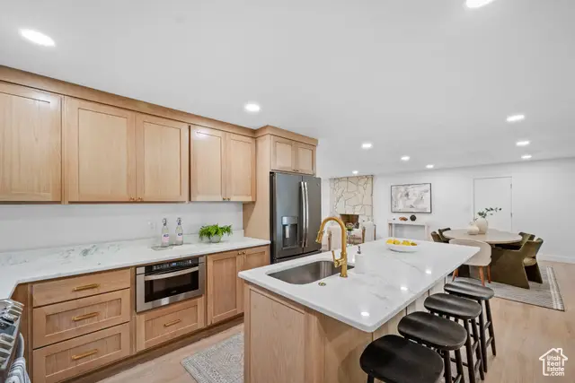 7006 S Chris Ln E, Cottonwood Heights, UT 84121 - Image #1