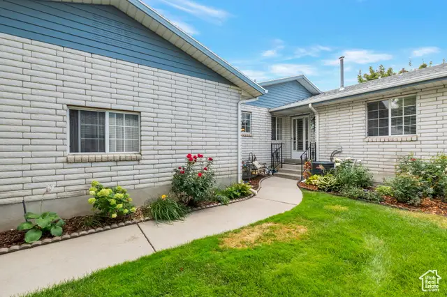 223 N 360 W, Orem, UT 84057 - Image #2