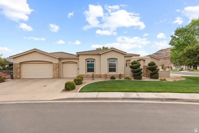 363 N Lost Creek Dr, Saint George, UT 84770 - Image #1