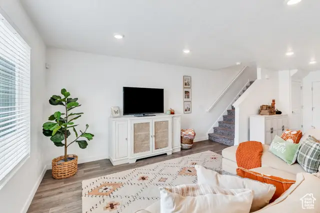 574 N Winding River Ave, Lehi, UT 84048 - #3