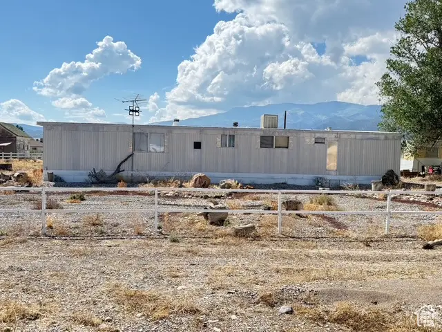 145 N Center St, Circleville, UT 84723 - Image #2