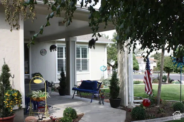 9144 S Peach Blossom Dr, Sandy, UT 84094 - Image #3