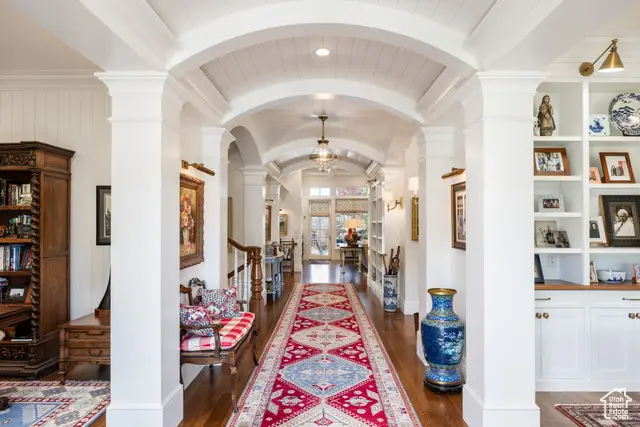 2590 E Olympus Dr, Holladay, UT 84124 - Image #2