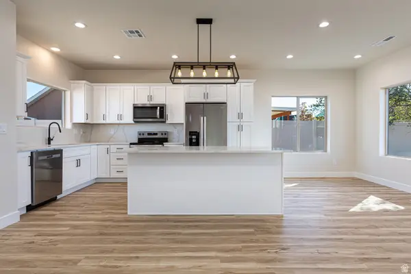 786 E Cedar Cir, Kanab, UT 84741