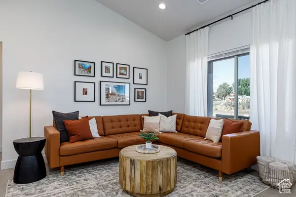 859 W Chamberlain Dr, Kanab, UT 84741