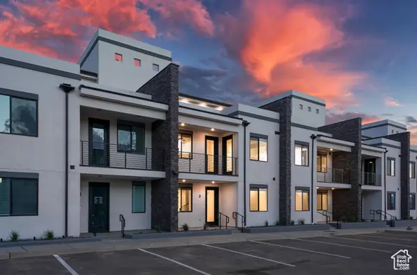 170 N Chapparral Dr #11, Hurricane, UT 84737