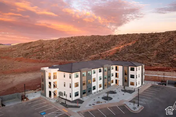 226 N Cliffside Dr #L300, Hurricane, UT 84737